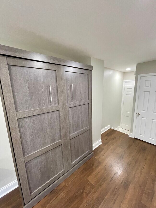 320 S 16th St unit 2R, Philadelphia, PA 19102 - photo 6