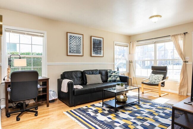 4737 Wilson Blvd unit ID1014210P, Arlington, VA 22203 - photo 6