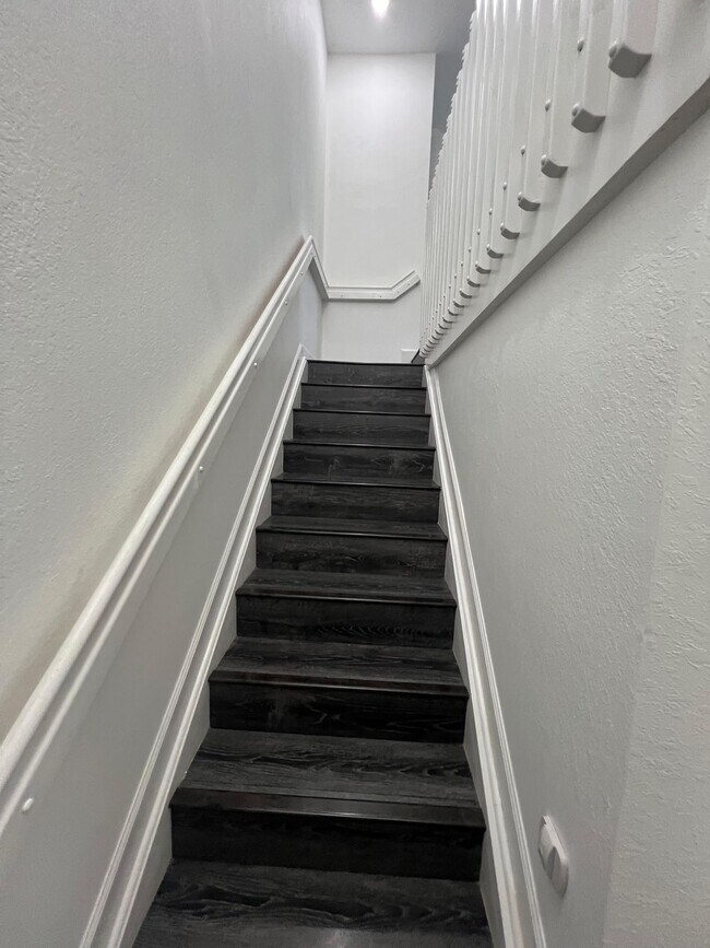 3399 W 90th Terrace, Hialeah, FL 33018 - photo 6