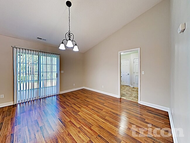11110 Nolet Ct, Charlotte, NC 28215 - photo 7