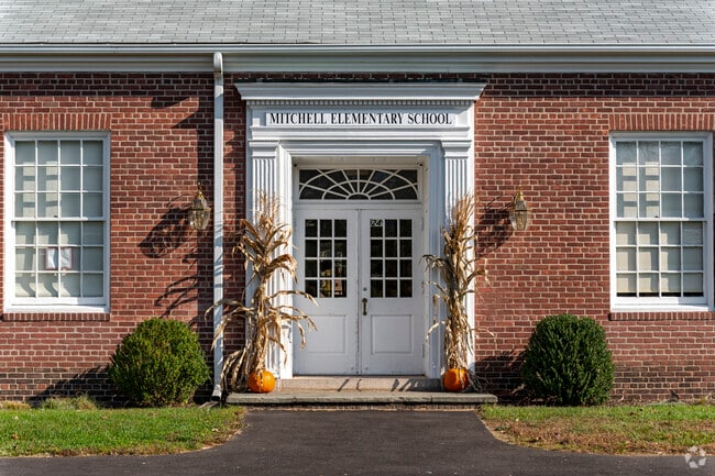 Mitchell Elementary School is beautiful with or without decorations
