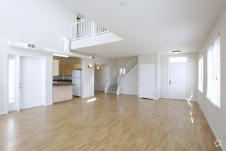 4021 Falcon St, San Diego, CA 92103