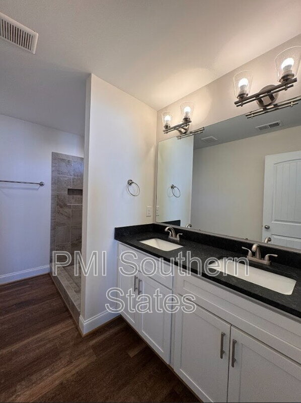 305 Clarus Crk Way, Travelers Rest, SC 29690 - photo 7