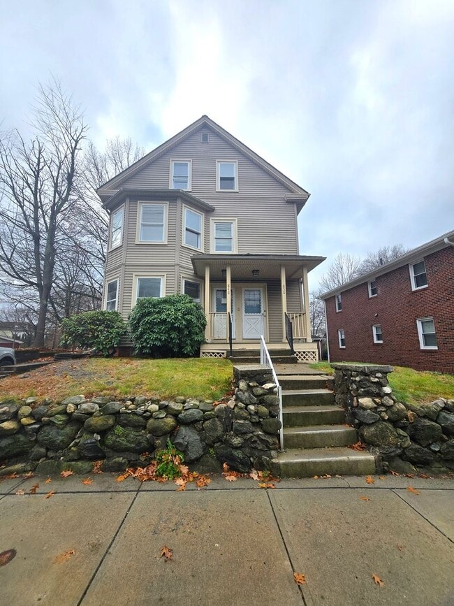 848 Smith St Unit 2, Providence, RI 02908