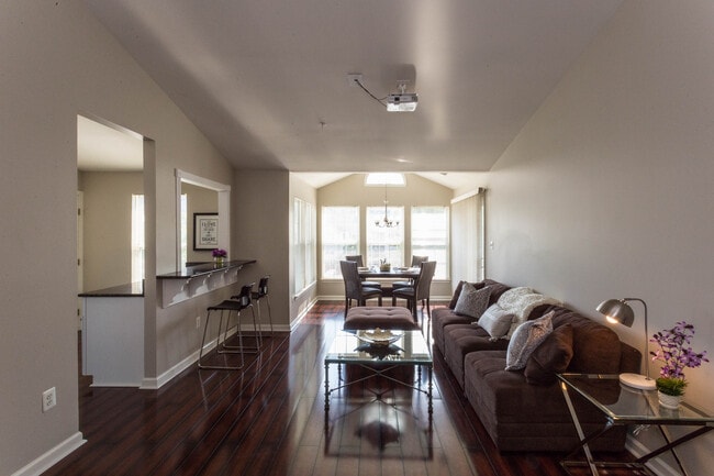 7507 Snowpea Ct unit M, Alexandria, VA 22306 - photo 5