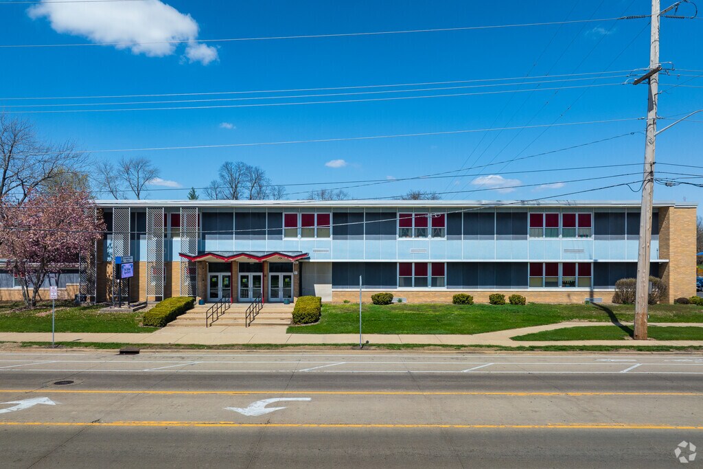 Dr Maude A Sanders Primary School is a public school in Peoria, IL.