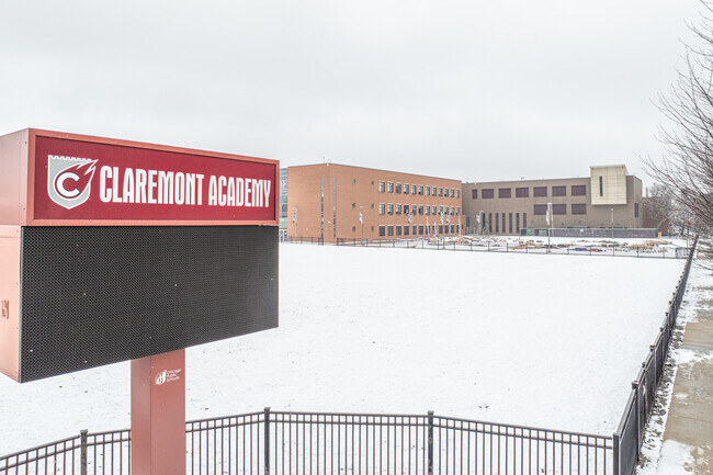 Claremont Academy Elementary School offers courses in Reading and Math.