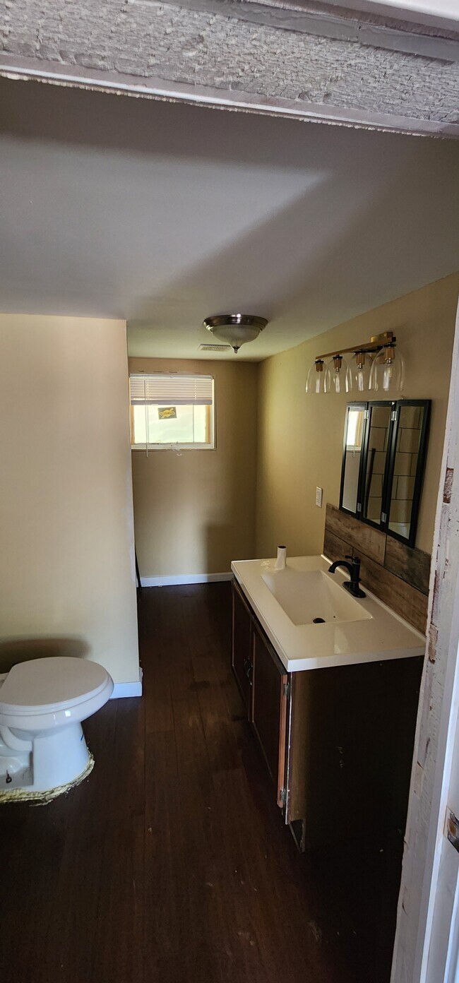 274 N Main St unit Apartment 3, Gloversville, NY 12078 - photo 6