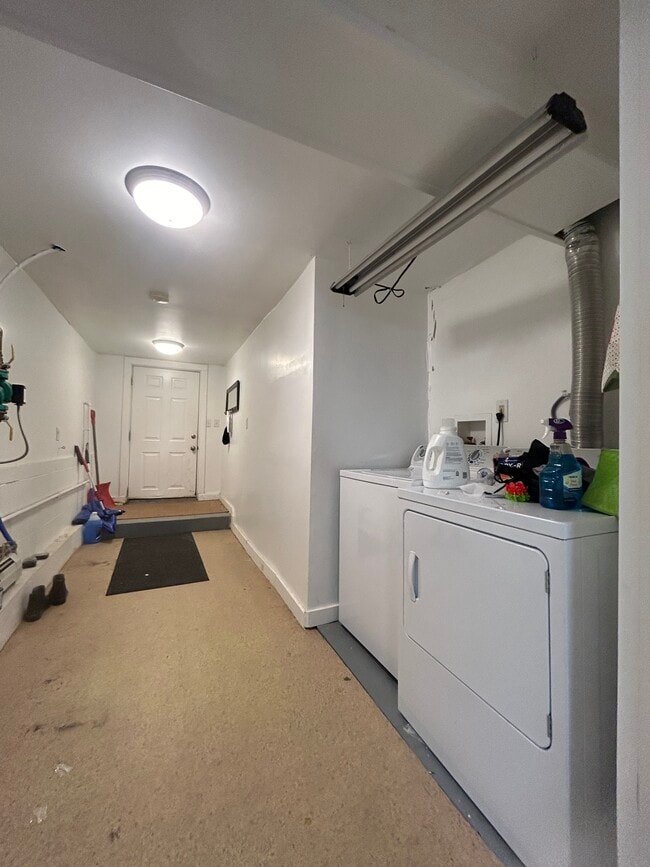 96 Vine St, Susquehanna, PA 18847 - photo 7