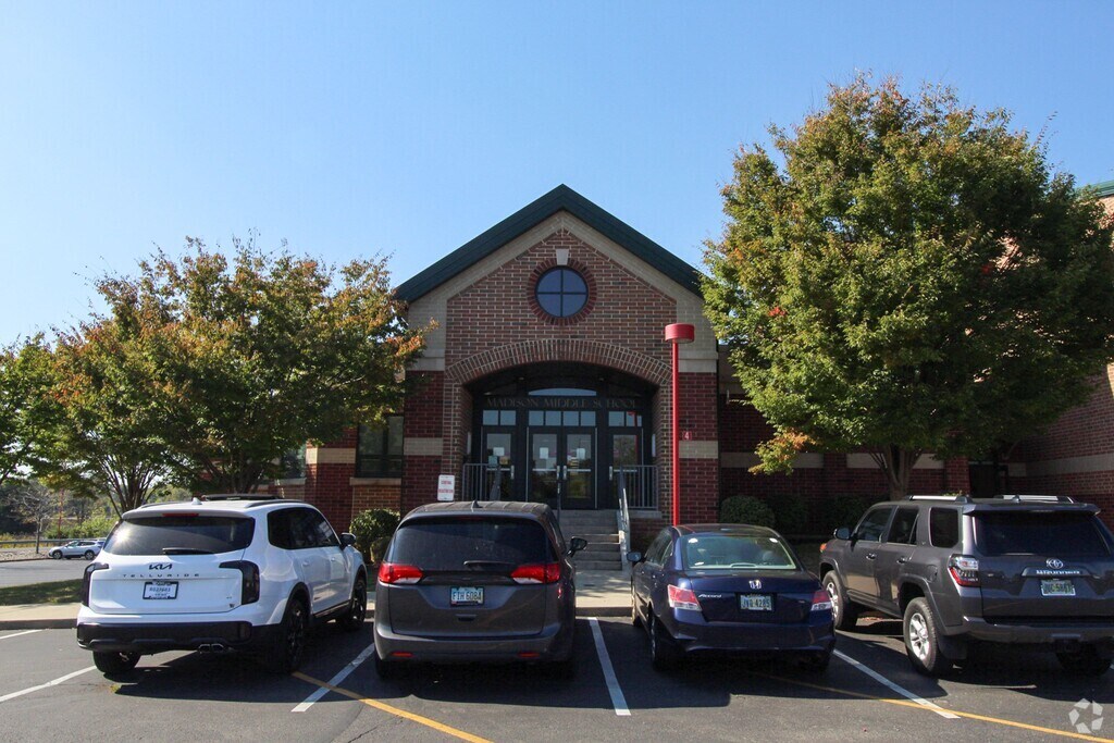 Madison Junior High serves students in the Butler County community.