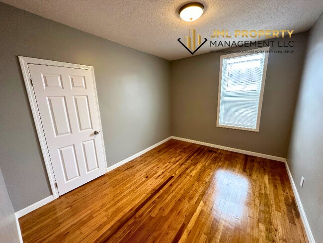 321 Union St unit 1, Fall River, MA 02721 - photo 6