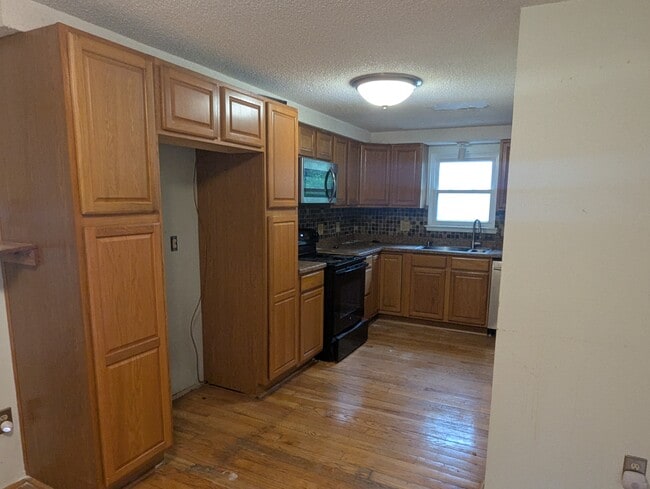 14509 NW 67th St, Kansas City, MO 64152 - photo 5