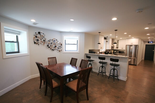 2508 N Spaulding Ave unit A, Chicago, IL 60647 - photo 7