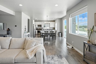 1596 S Haven Pkwy, Ogden, UT 84401