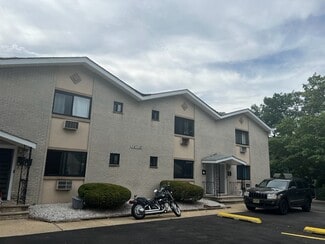 15 Willis Place, Keansburg, NJ 07734