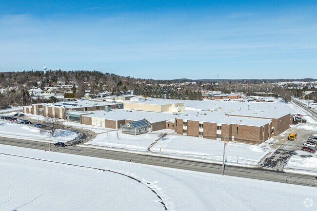 Sturgeon Bay High School is a well-rated high school in Sturgeon Bay.