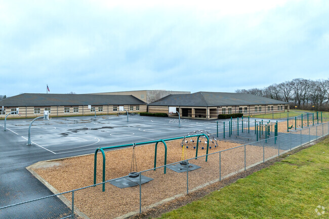 Hamilton Intermediate School is located in Far South, Columbus Ohio.