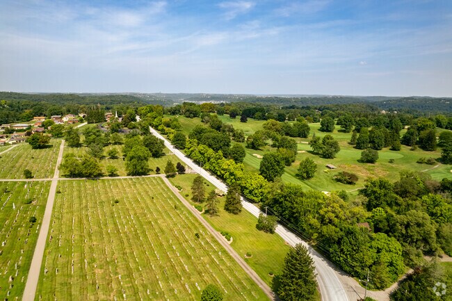 Mount Vernon has some of the greenest landscapes on all of Elizabeth Township.