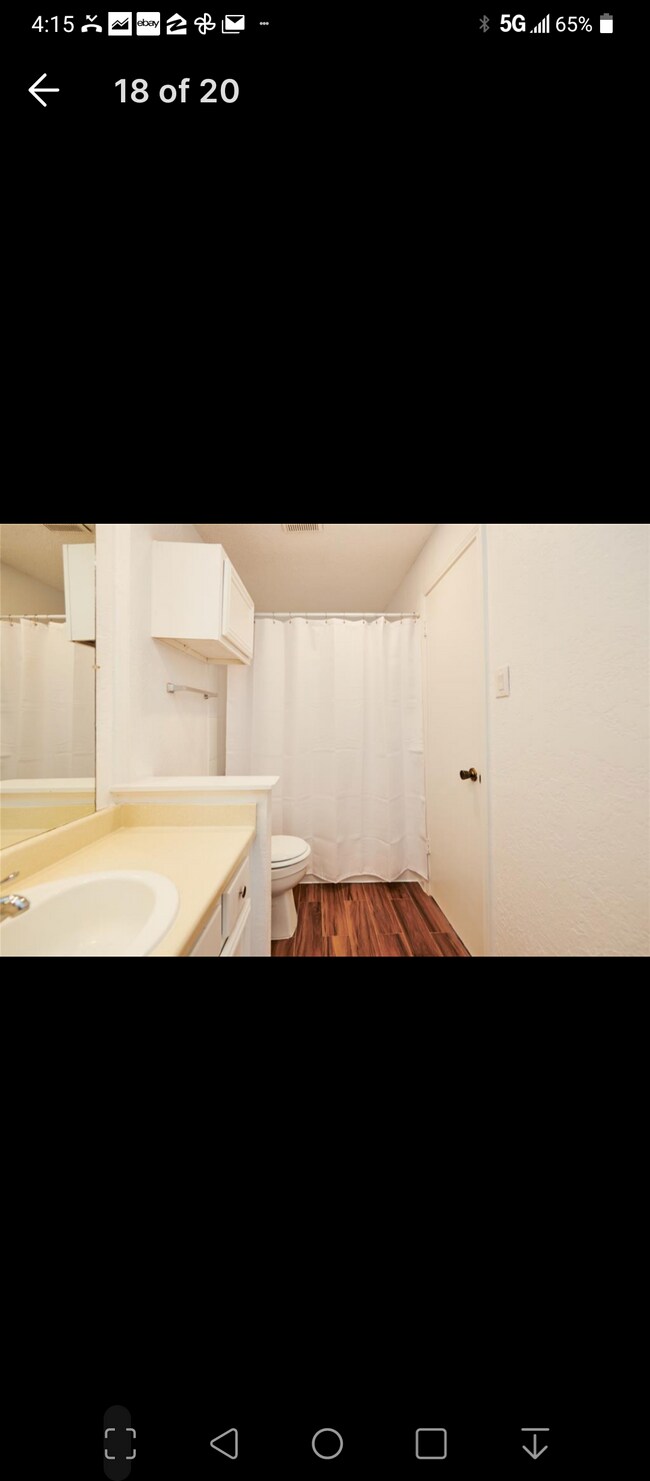 Beautiful wood floor in the bathroom. Warm for your feet in the morning.