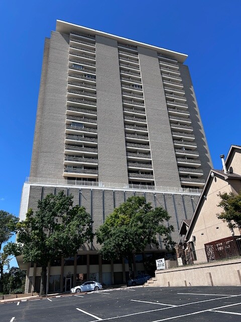 1502 S Boulder Ave Unit 8H, Tulsa, OK 74119