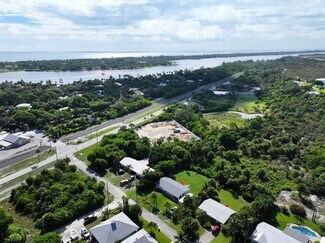 9504 Saturn Ave, Hobe Sound, FL 33455