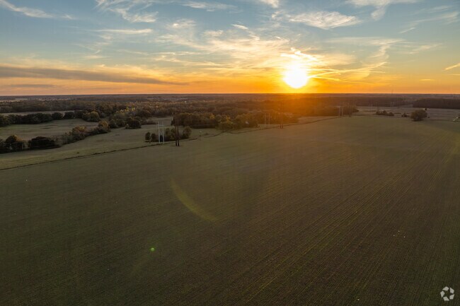 Robertsdale has a humid subtropical climate, which make for very hot summers.