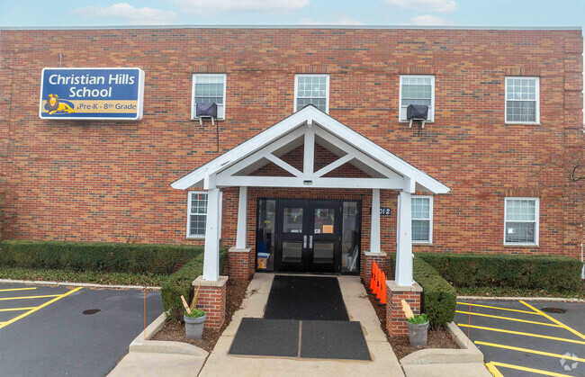Christian Hills School in Orland Hills, IL has great teachers dedicated to quality teaching.