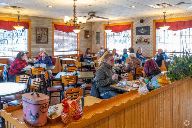 You can enjoy a great meal at C's Restaurant near Orchid Heights.