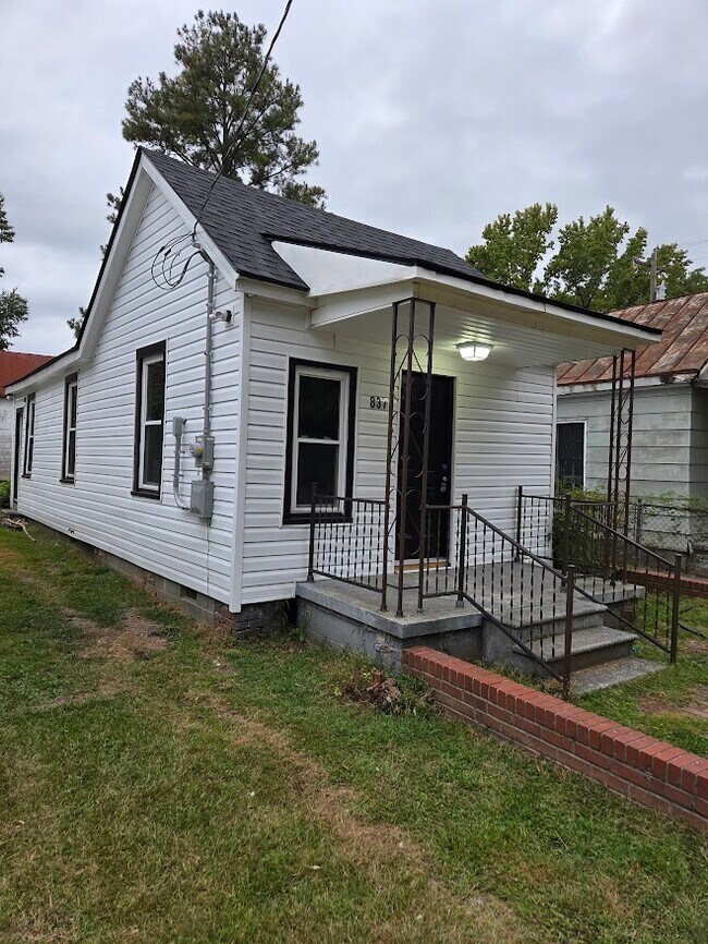 837 Beal St, Rocky Mount, NC 27804