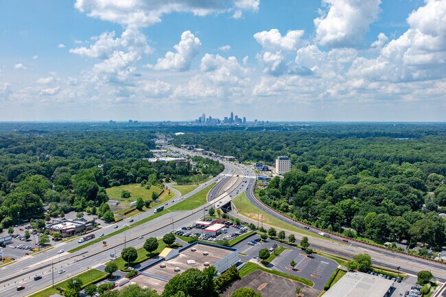 Travel to Uptown is easy via the highways leading straight from Eastland-Wilora Lake.