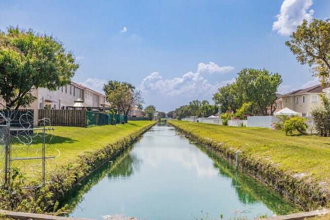 Residents of Naranja enjoy the beauty of Florida from their backyards.