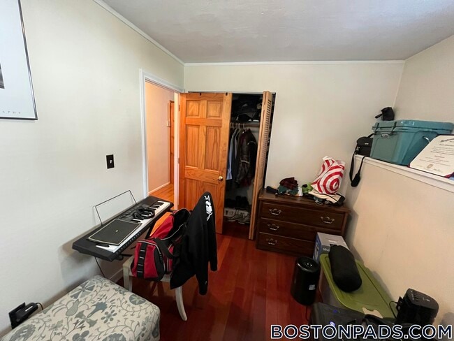 108 Perkins St unit 4, Boston, MA 02130 - photo 5