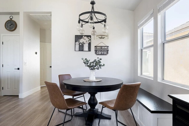 156 W Laurel Ct, Gilbert, AZ 85233 - photo 3