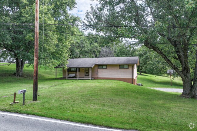 Frazer Township has many different style of homes, one of them being a ranch.