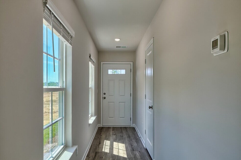 0 Longwood Rd unit 37991123, Columbia, SC 29209 - photo 1