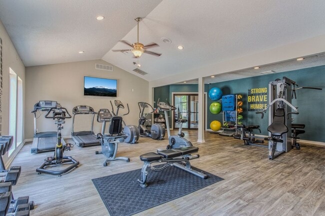 Perry 81, Overland Park, KS 66204 - photo 5