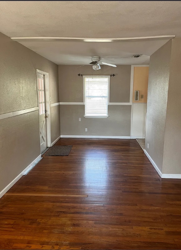 123 Rene Ave, San Antonio, TX 78233 - photo 2