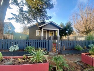 8236 N Olympia St, Portland, OR 97203