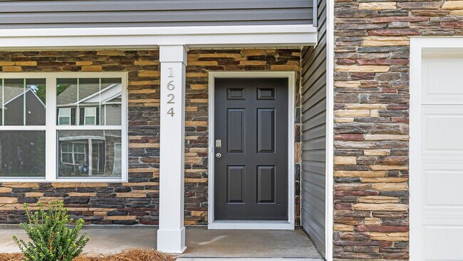 3307 Cypress Hollow Dr, Moore, SC 29369 - photo 4