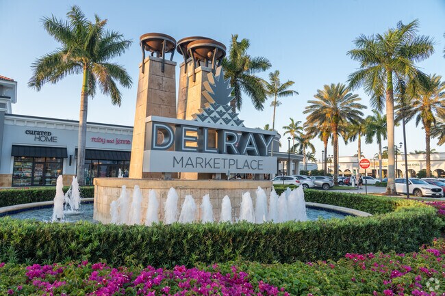 Stonebridge residents love to hang out at the Delray Marketplace.