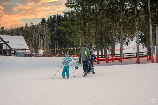 Peek'n Peek in Mina is the perfect place to teach children to ski.