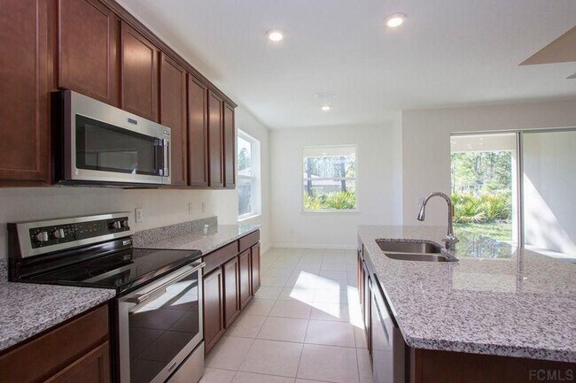 72 Zebulahs Trail, Palm Coast, FL 32164 - photo 2