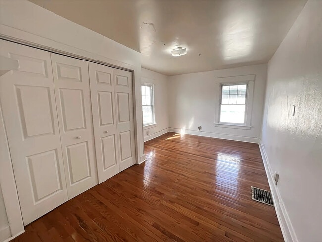 1171 21st St unit 2, Des Moines, IA 50311 - photo 7