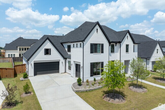 Families grow into comfortable single family homes in Dunham Pointe.