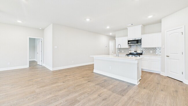 109 Yonkers Dr, Lafayette, LA 70507 - photo 5