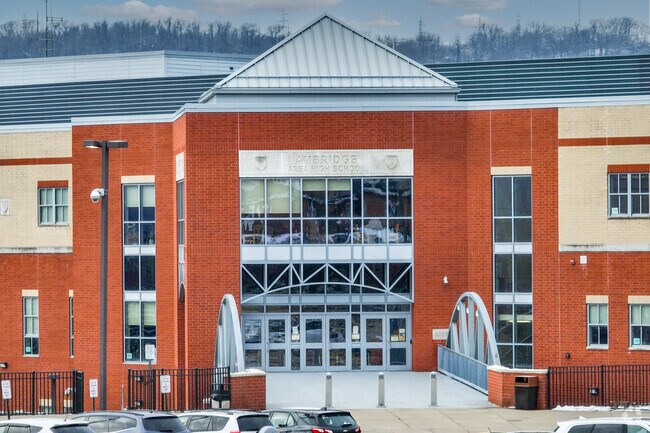 Students in Ambridge attend Ambridge Area High School.
