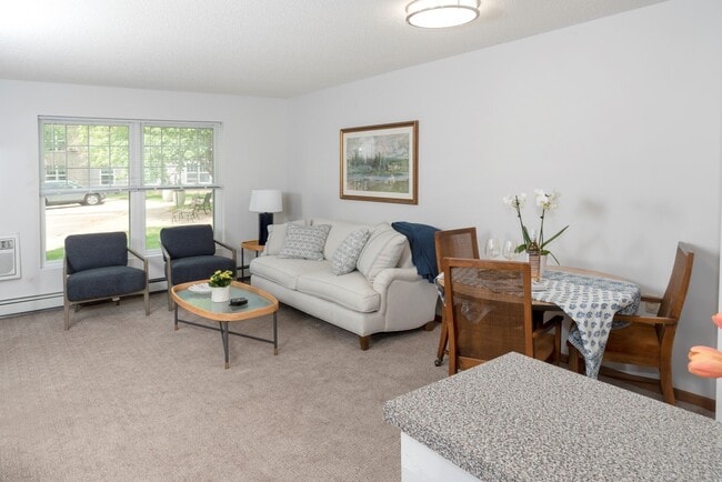 Briarcliff Apartments, a 55+ Community, Mahtomedi, MN 55115 - photo 3