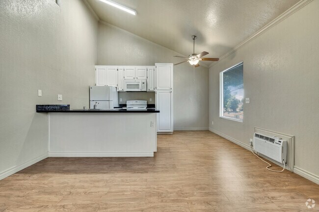 SORRENTO, Stockton, CA 95207 - photo 7