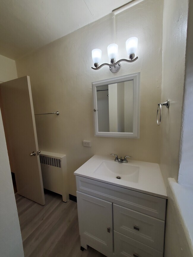 54 Morris St N unit 2, Waynesburg, PA 15370 - photo 5