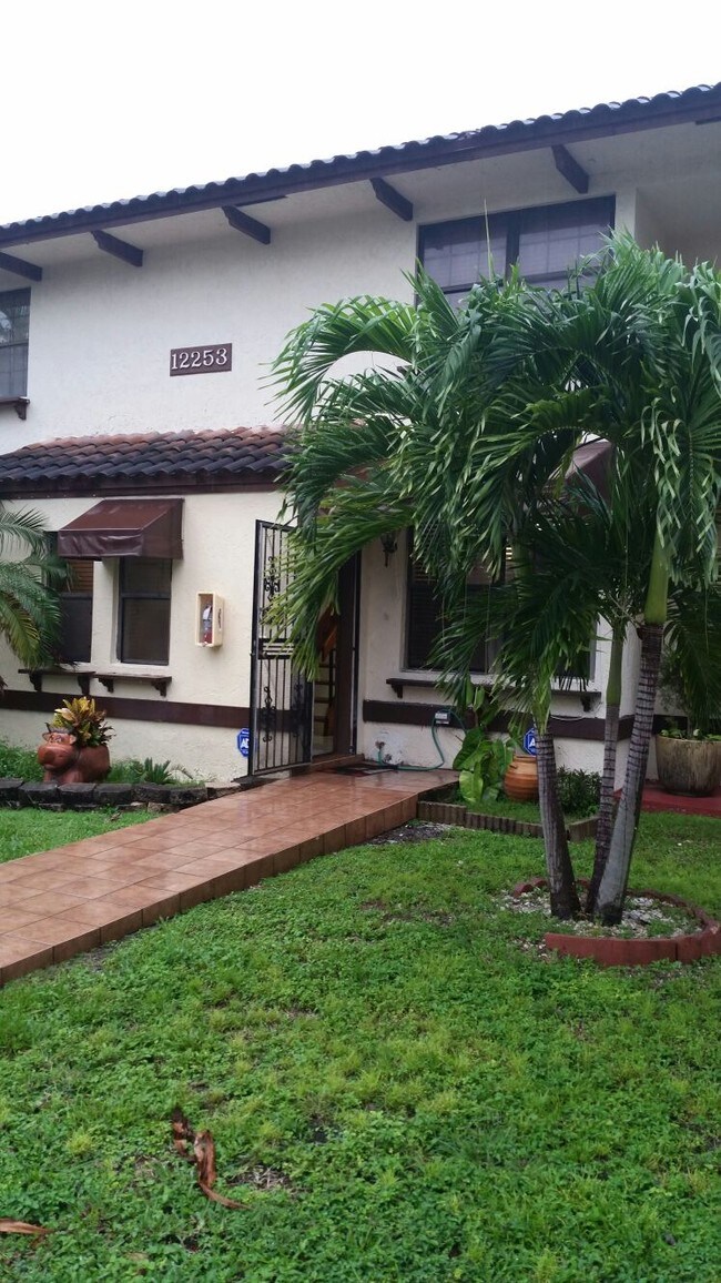 12253 SW 16th Terrace, Miami, FL 33175
